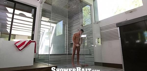  ShowerBait Str8 shower fuck with Ian Greene and Blake Carson